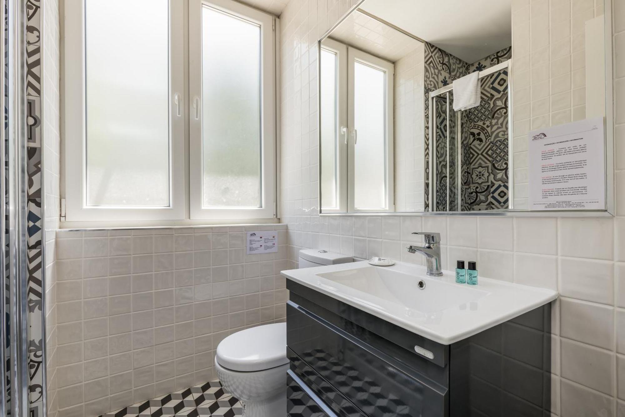 Bra.Com Apartments Oporto Faria Guimaraes Ngoại thất bức ảnh